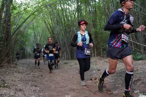 BIB: 325
                            <button type="button" onclick="openModal(4115796)" class="btn btn-primary btn-sm float-right btn-popup" data-toggle="modal" data-target=".modal-high-quality">
                        <i class="fas fa-shopping-cart"></i> Add to Cart
                    </button>
                                            <button type="button" onclick="isThisMe(4115796, true)" class="btn btn-success btn-sm float-right btn-popup btn-isme hidden" data-toggle="tooltip" data-placement="bottom" title="นี่คือรูปของคุณใช่ไหม คลิกที่นี่เพื่อเอาเข้าอัลบั้ม">
                        <i class="fas fa-plus"></i> Add to album
                    </button>
                    <button type="button" onclick="isThisMe(4115796, false)" class="btn btn-warning btn-sm float-right btn-popup btn-isnotme hidden">
                        <i class="fas fa-ban"></i> Remove from album
                    </button>